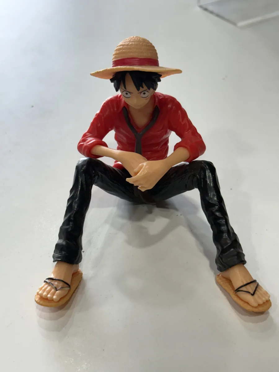 small luffy sitting