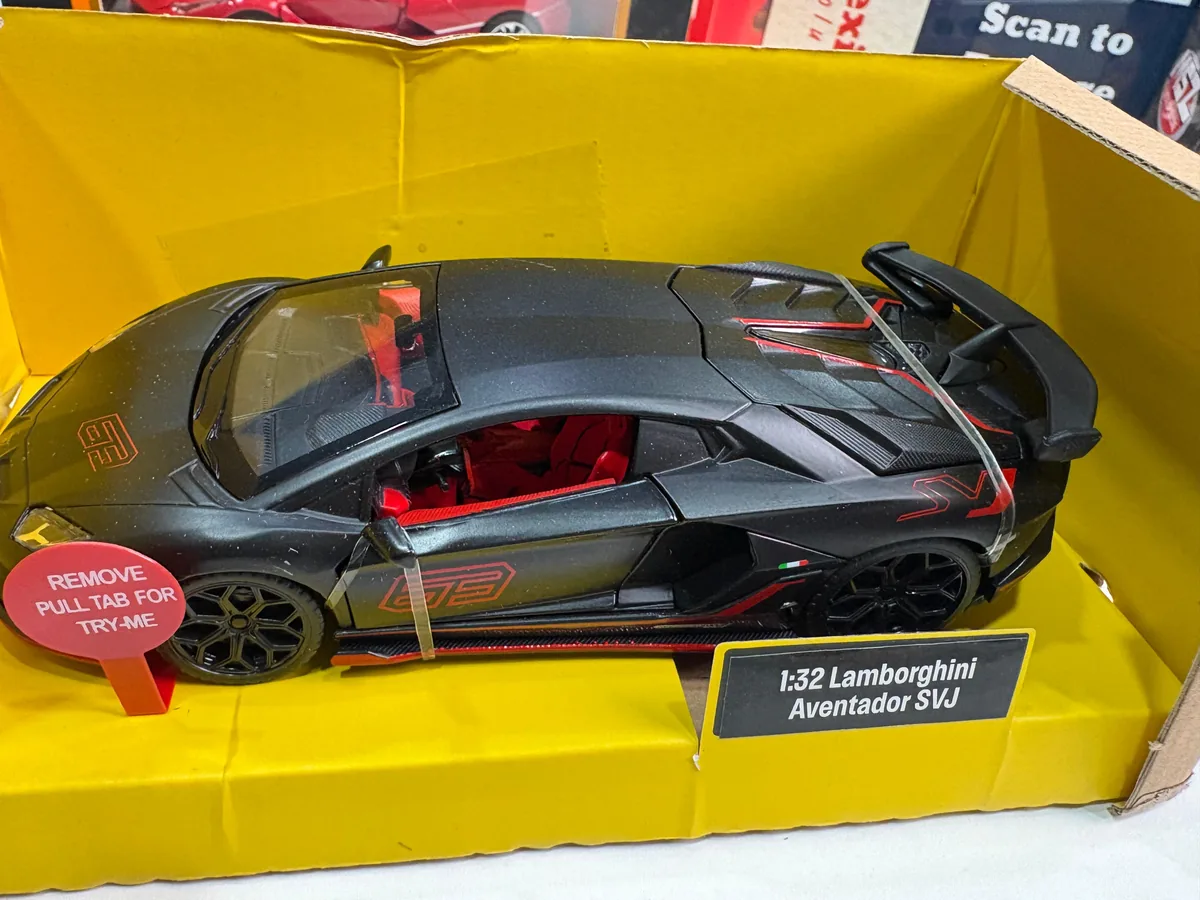MSZ 1/32 Lamborghini Aventador SVJ - Light & Sound - Metal Die Cast Model