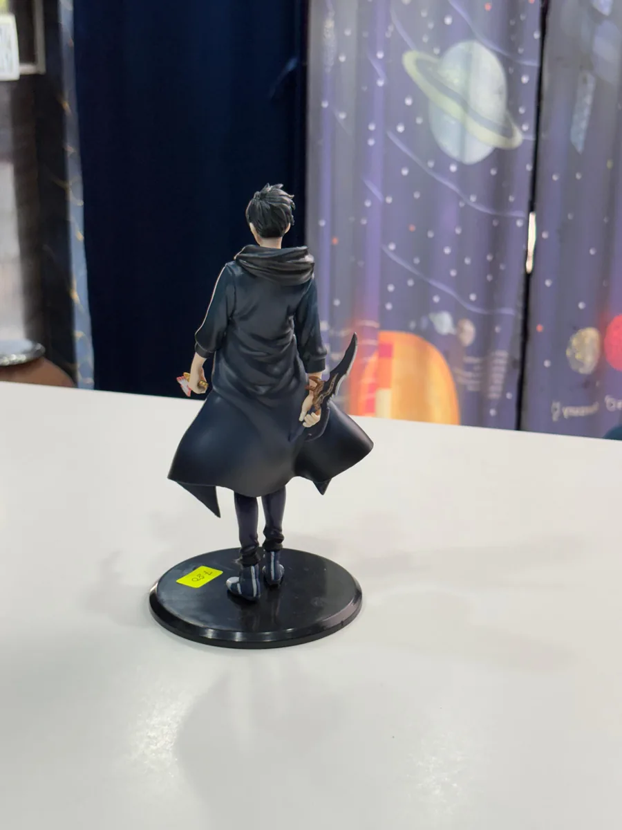 Solo Leveling Sung Jinwoo Anime Figure — image 3
