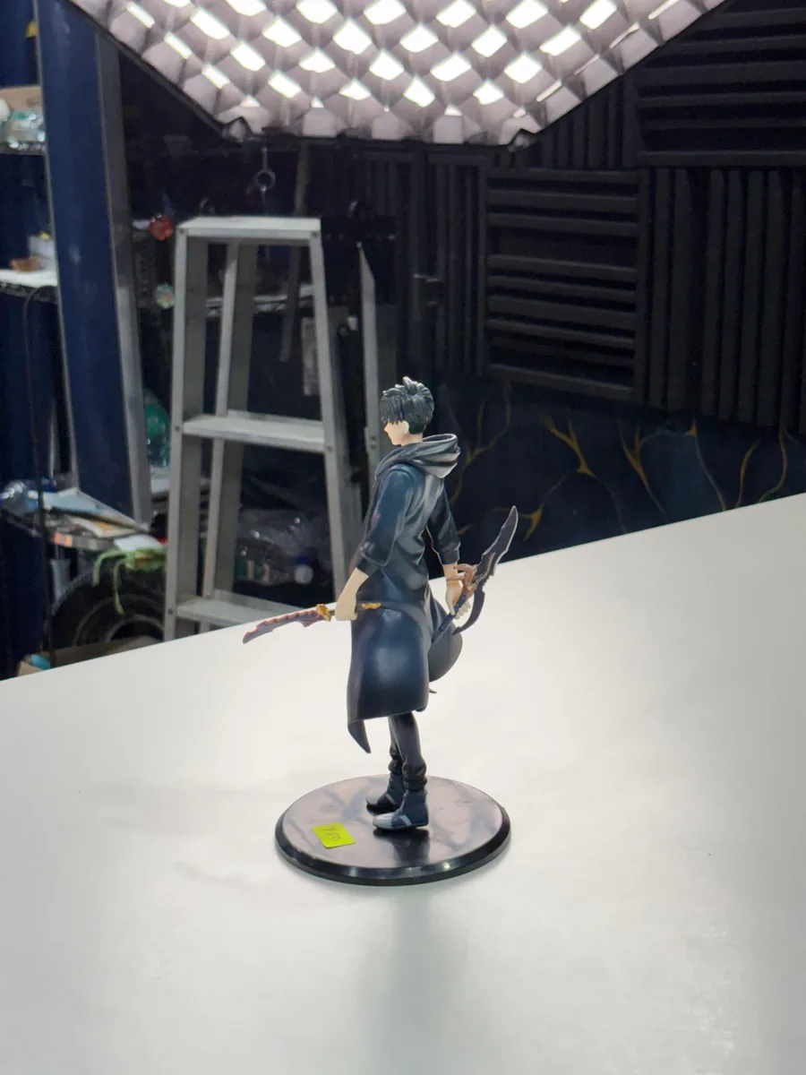 Solo Leveling Sung Jinwoo Anime Figure — image 4