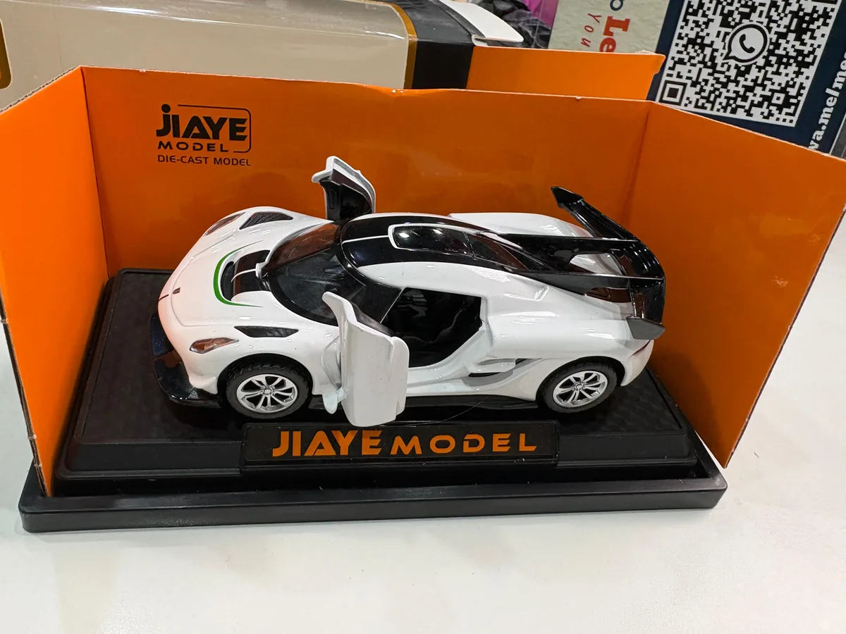 1/32 Koenigsegg Jesko Die Cast Car Model - China Pack (I) — image 4