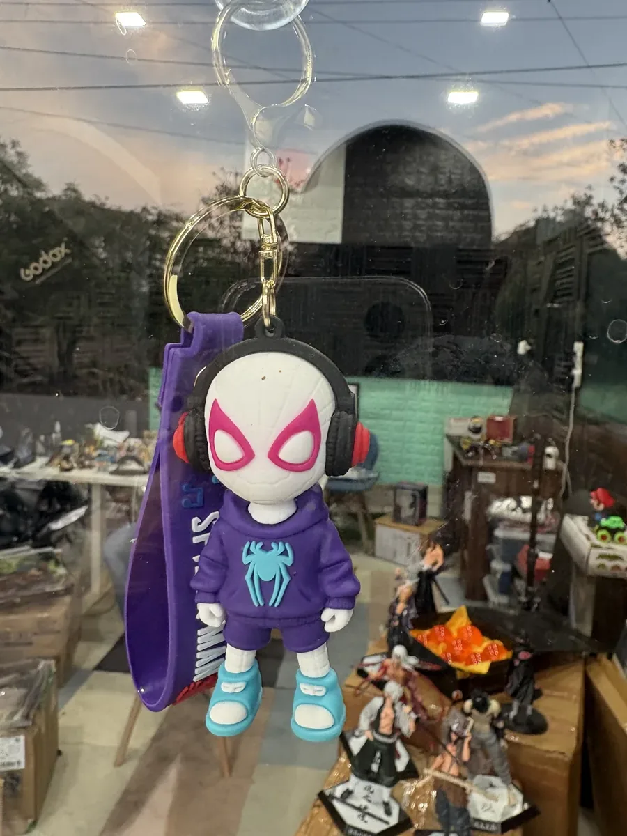 Cool purple spider man key chain
