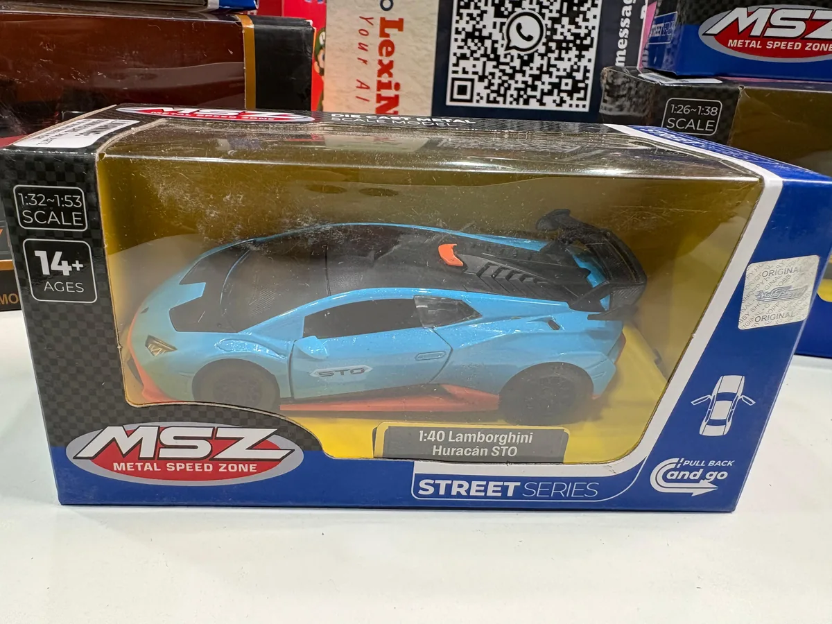 MSZ Official Licensed 1:40 Lamborghini Huracan STO — image 5