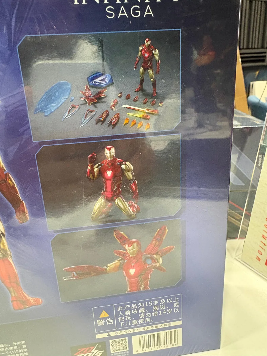 Zd Original Deluxe Iron Man Mk85 (light up version) — image 5