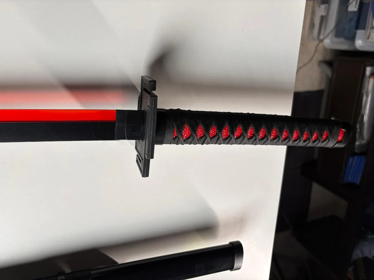 LED Bleach 104cm Wooden Katana — image 5