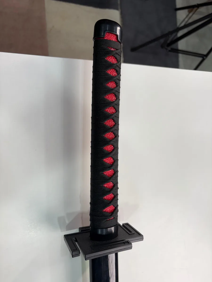 LED Bleach 104cm Wooden Katana — image 2