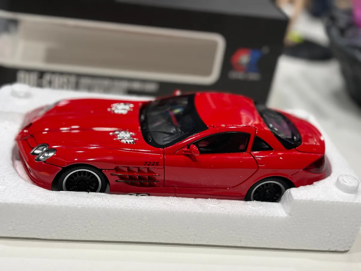1/24 Mercedes-Benz SLR 722S Die Cast Car Model