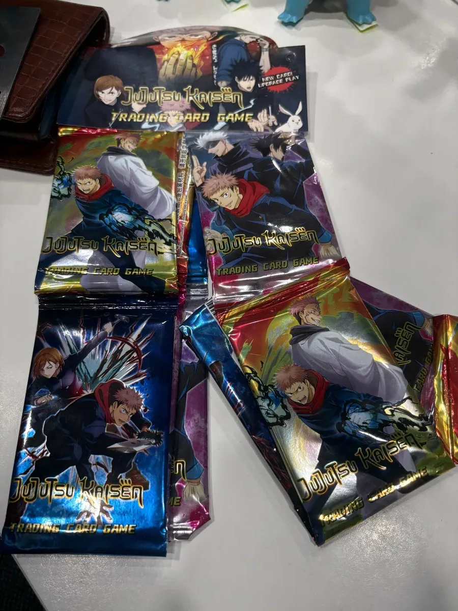 Jujutsu Kaisen Hanger Card Pack of 36